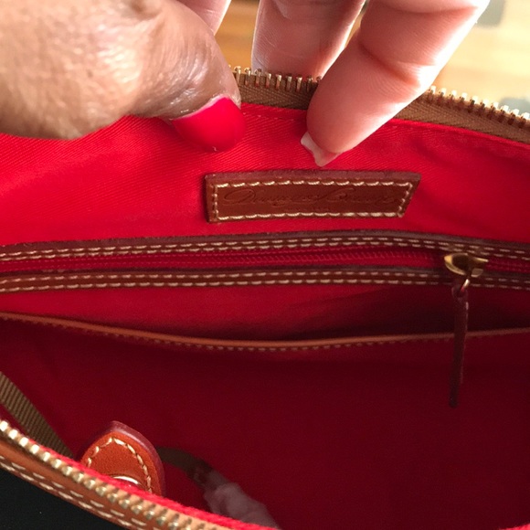 Dooney & Bourke - Picture 6 of 8